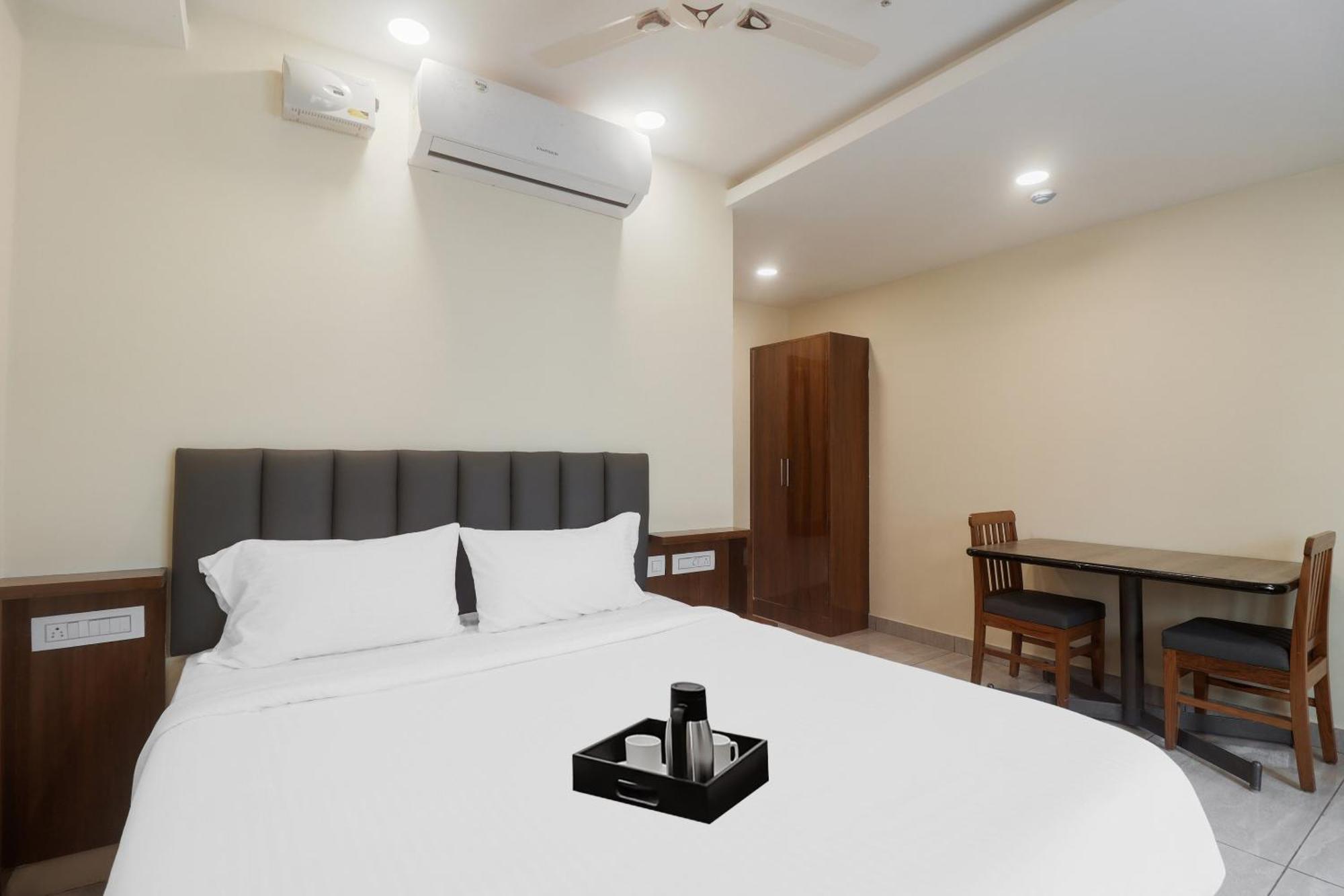 Hotel Townhouse Dj Grand Tirupati Exterior foto