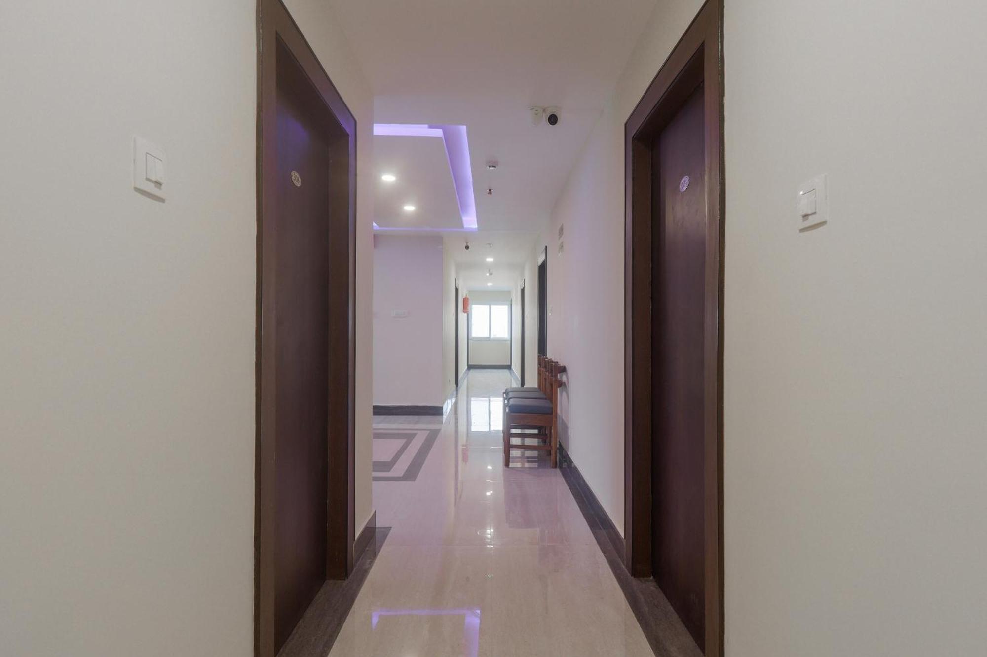 Hotel Townhouse Dj Grand Tirupati Exterior foto
